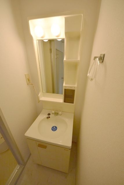 洗面設備　嬉しい独立洗面台