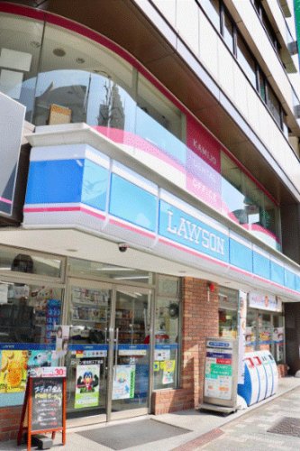 コンビニ　ローソン 岩本町三丁目店（コンビニ）まで161m