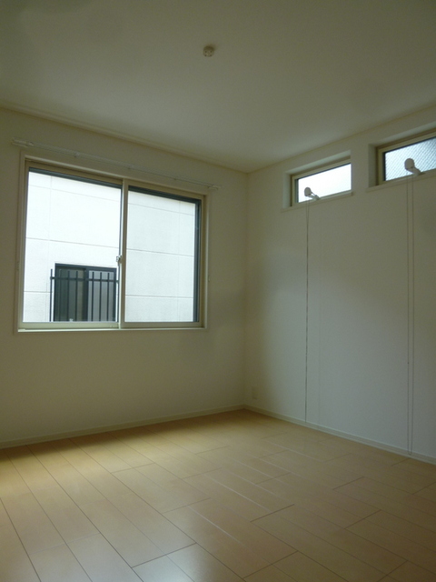 その他部屋・スペース　★振分の洋室です★