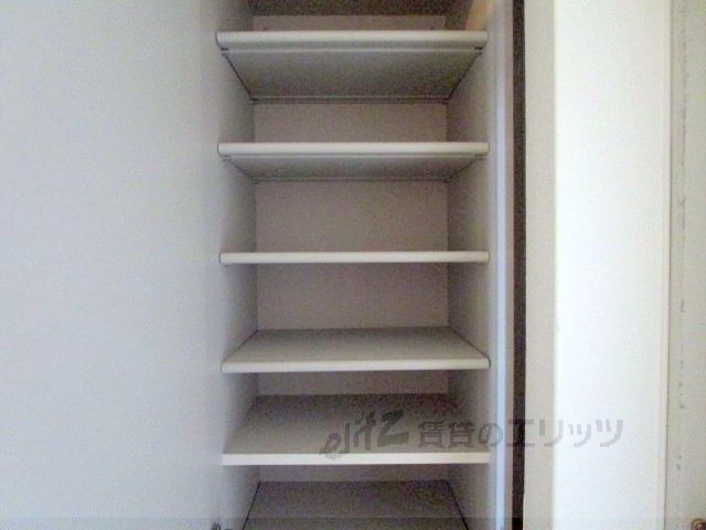 その他設備　下駄箱