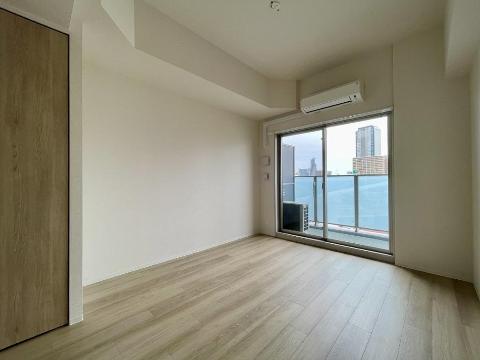 居室・リビング　室内