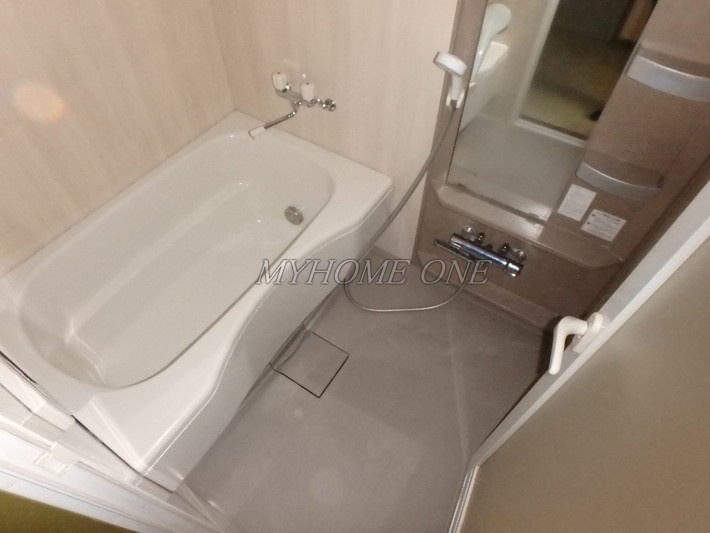 バス・シャワールーム　浴室