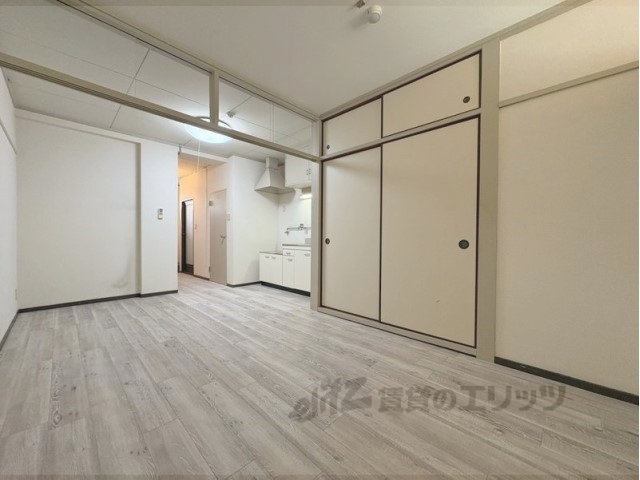 居室・リビング　リビング