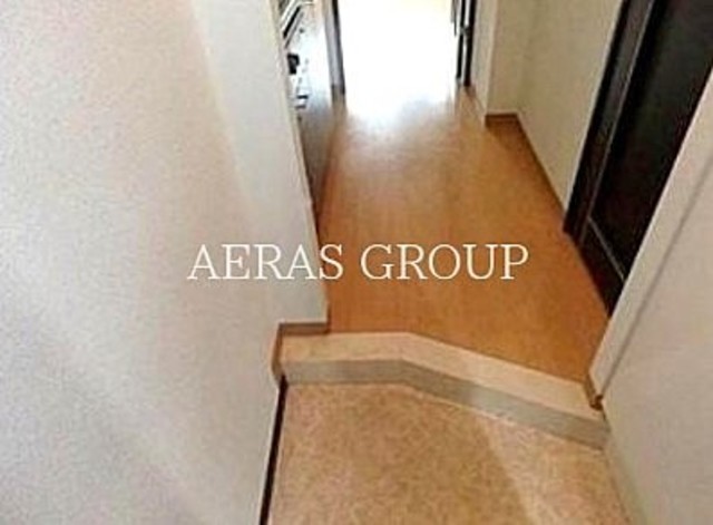 玄関　家具はイメージです