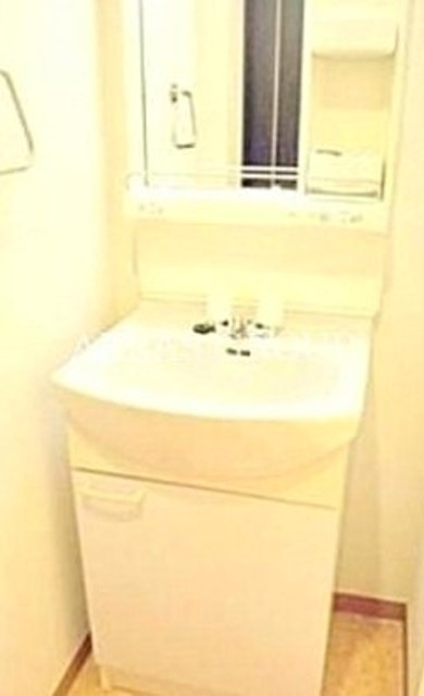 洗面設備　家具はイメージです