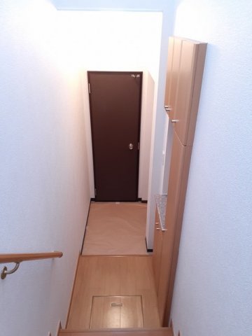 玄関　落ち着いた玄関です