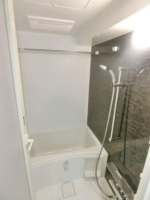 バス・シャワールーム　バスルーム