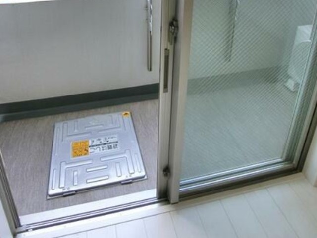 バルコニー　バルコニー