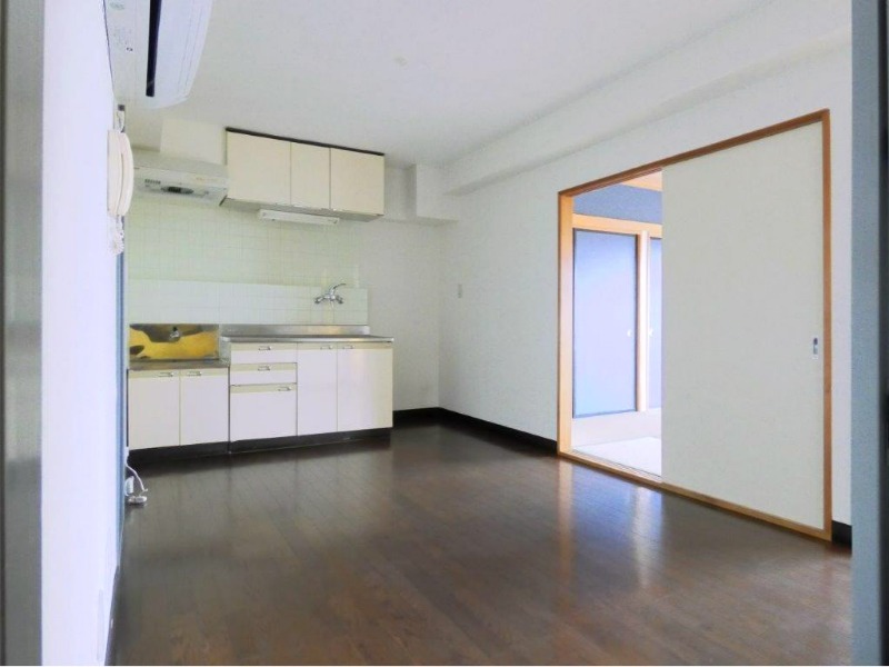 居室・リビング　図面と現状に相違がある場合には現状を優先