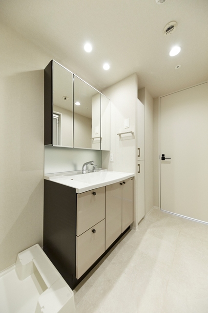 洗面設備　※写真は同タイプ住戸です。