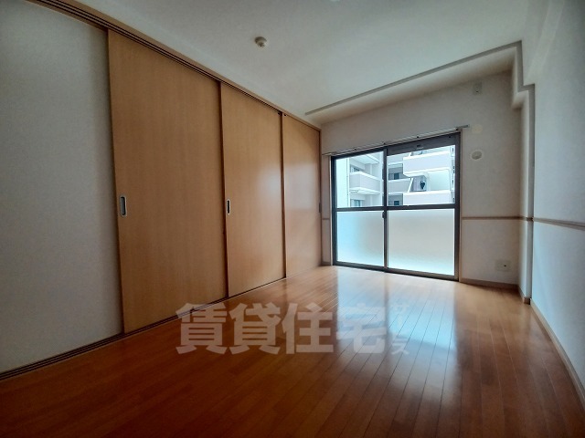 居室・リビング　同建物別タイプ写真です