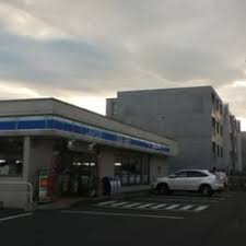 コンビニ　ローソン札幌北18東一丁目店（コンビニ）まで235m