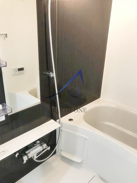 バス・シャワールーム　お風呂です。