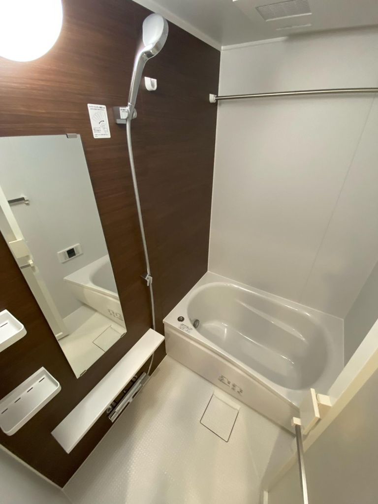 バス・シャワールーム　バス