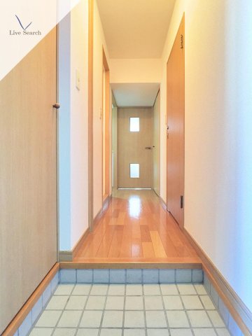 玄関　ゆったりとした玄関です