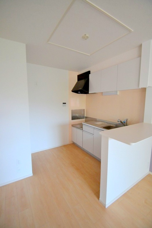 キッチン　お問合せはシティホーム海田センター　082-821-2227