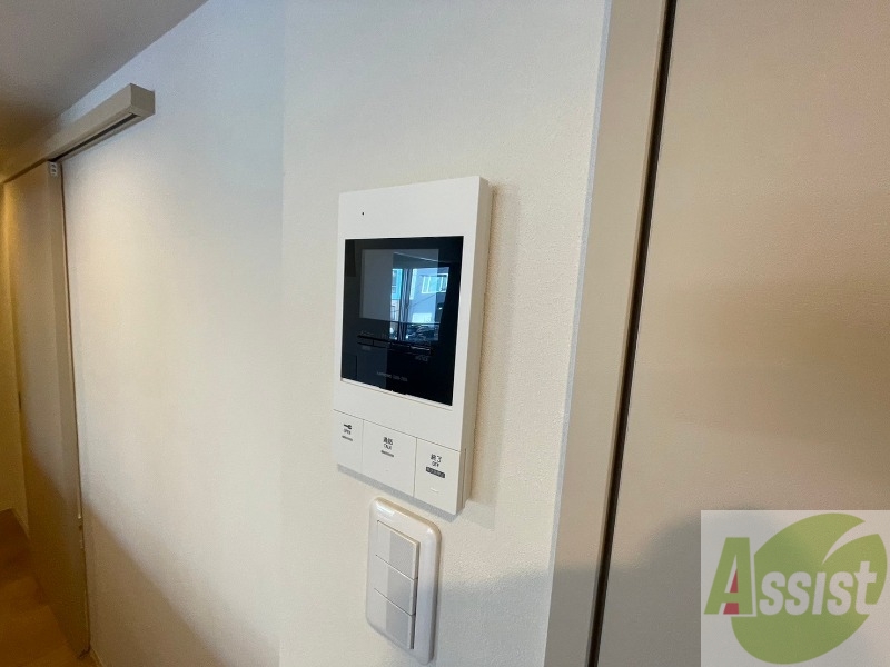 セキュリティ　ＴＶモニター付インターホンです。来客者の顔が見えるので安心！