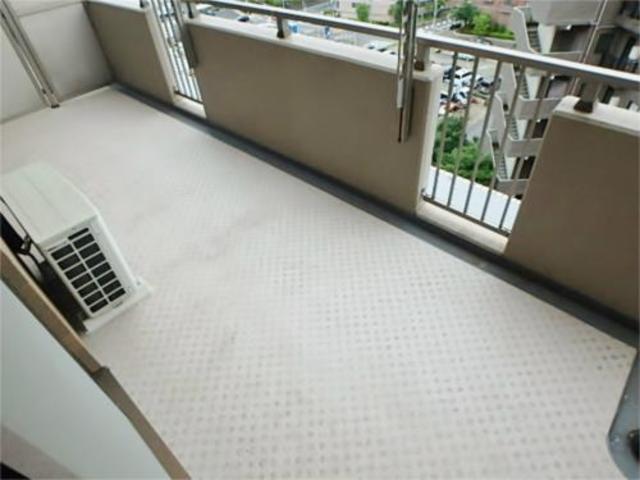バルコニー　ワイドバルコニー