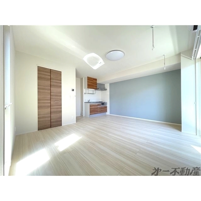 建物外観　洋室