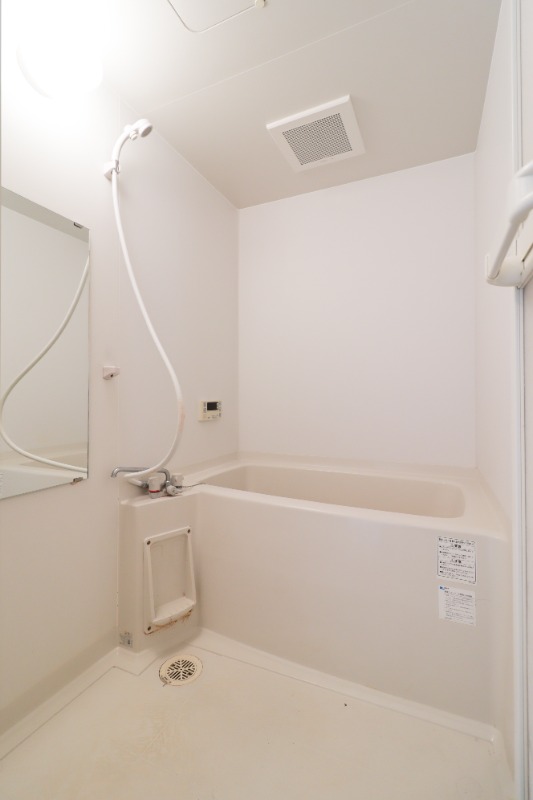 バス・シャワールーム　図面と現状に相違がある場合には現状を優先