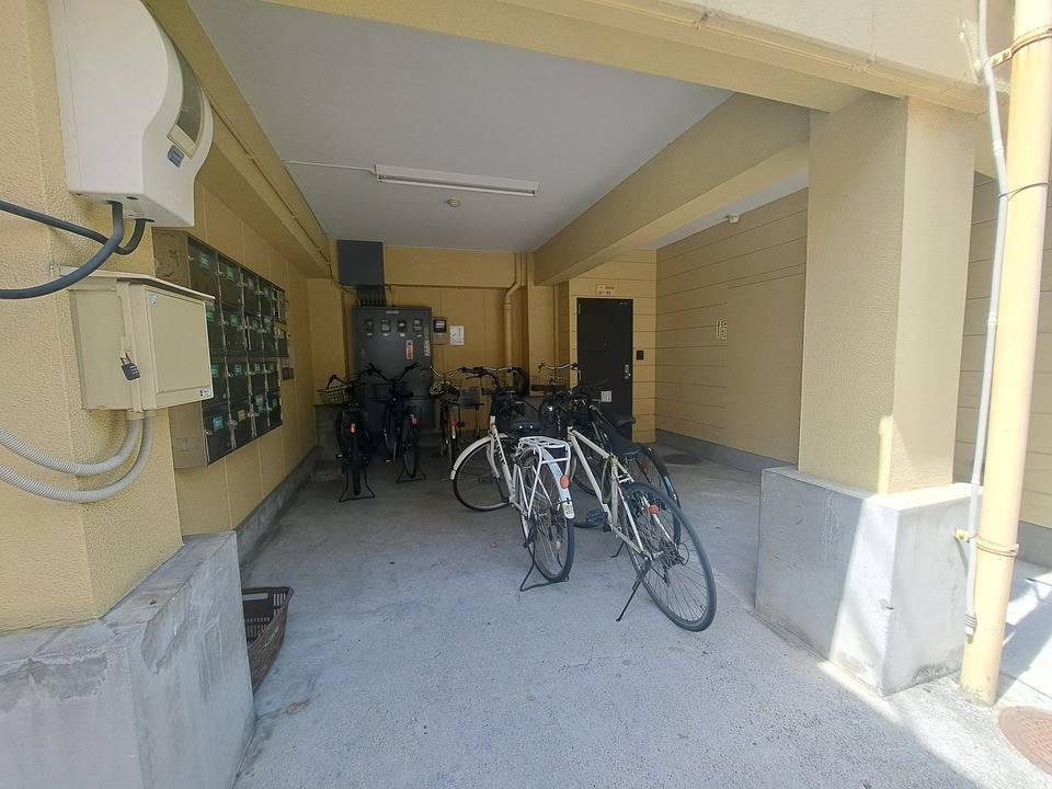駐車場　駐輪場