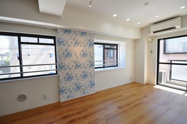 居室・リビング　リビング