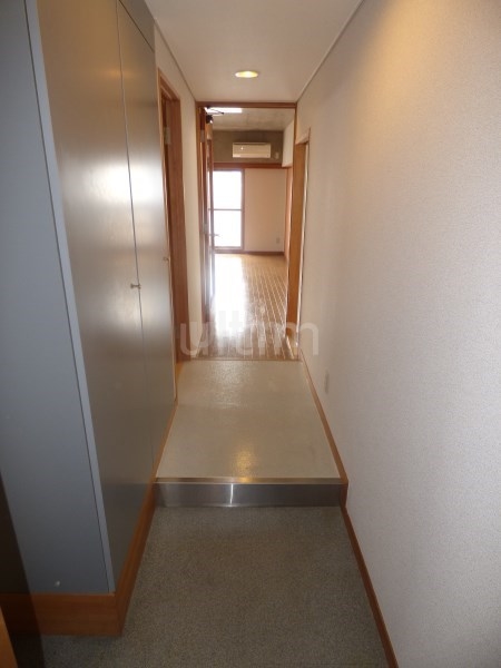 玄関　※別のお部屋のお写真です。御参考までに。