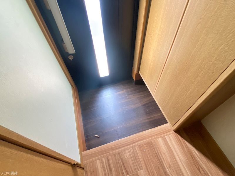 玄関　別号室