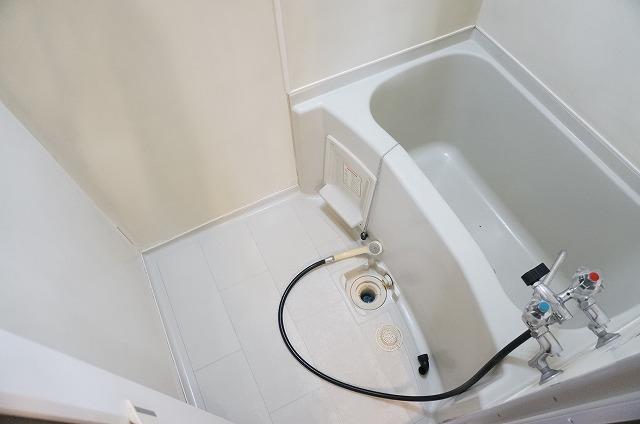 バス・シャワールーム　浴室