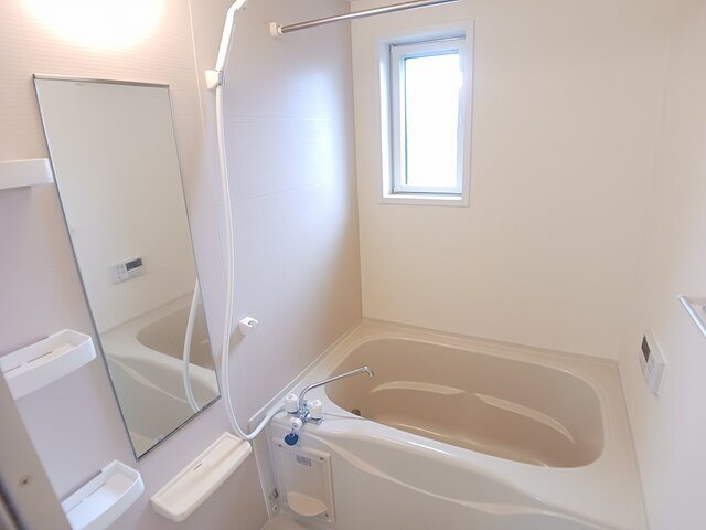 バス・シャワールーム　日々の暮らしに欠かせないお風呂です