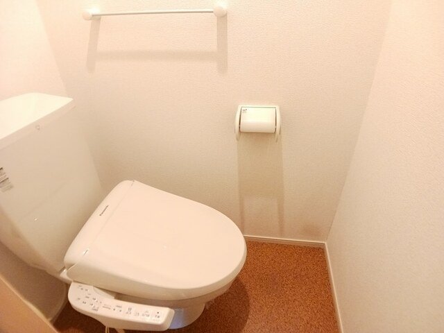 トイレ　コンパクトで使いやすいトイレです