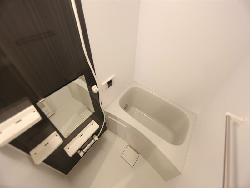 バス・シャワールーム　追い焚き機能付　オートバス機能付バスルーム