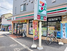 コンビニ　セブンイレブン（コンビニ）まで250m