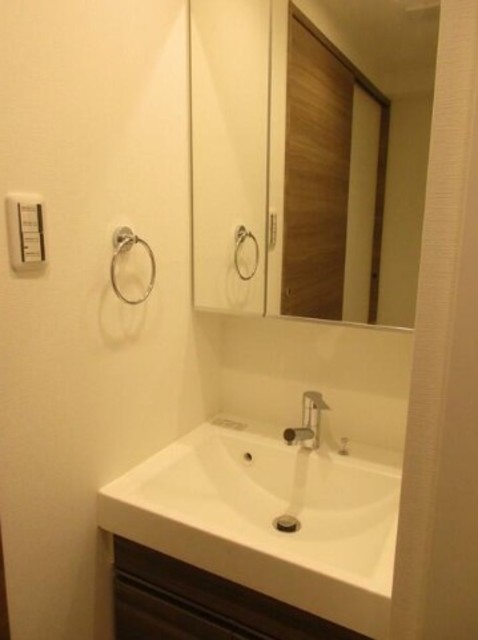 洗面設備　別部屋同仕様