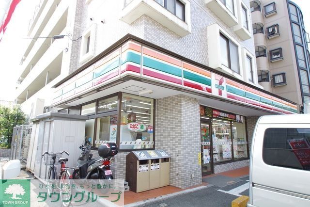 コンビニ　セブンイレブン横浜長津田南口店（コンビニ）まで489m
