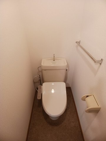 トイレ　シンプルで使いやすいトイレです
