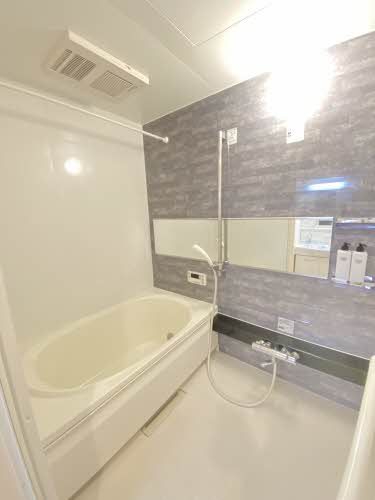 バス・シャワールーム　バス