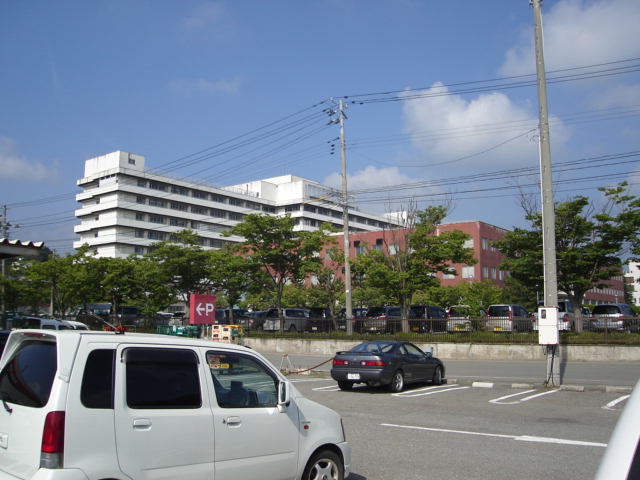 その他　秋田大学医学部附属病院（その他）まで705m