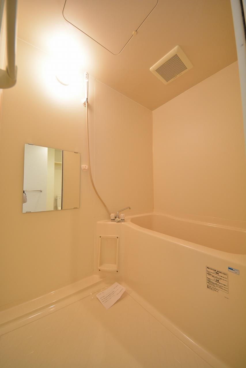 バス・シャワールーム　メゾン・ド・ヴィレ大阪城公園前　バスルーム