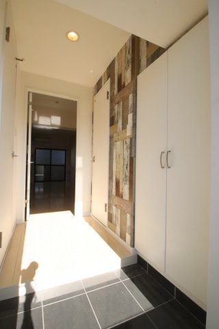 玄関　別室の室内写真となります。 ※参考イメージ