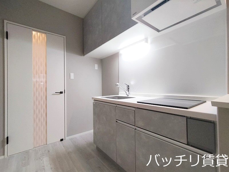 キッチン　※同型タイプの為、現状を優先いたします