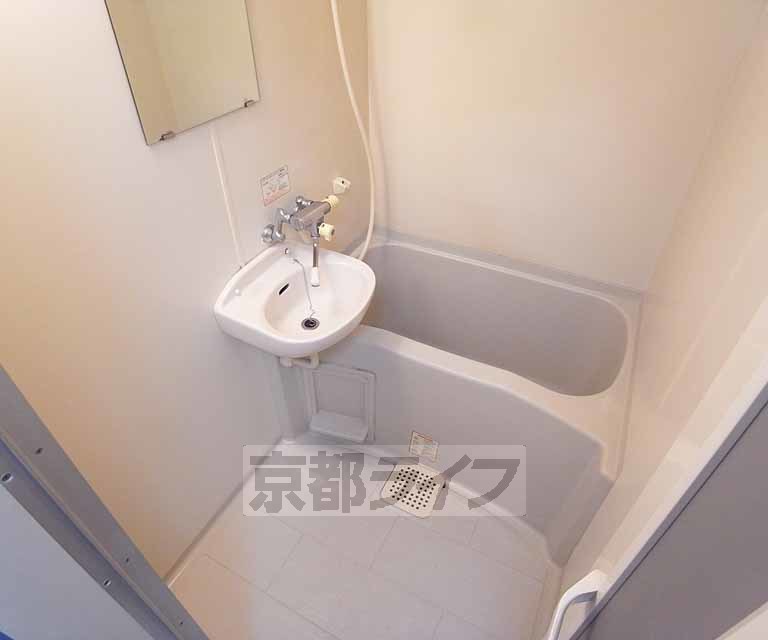 バス・シャワールーム　セパレートバスルームですよ