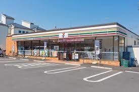 コンビニ　セブンイレブン 大阪生野西1丁目店（コンビニ）まで306m