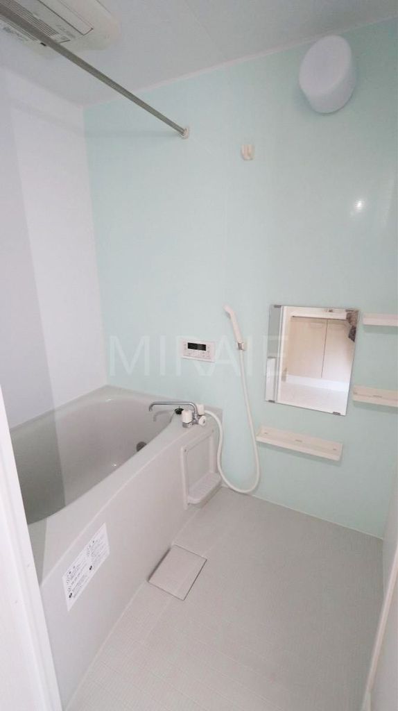 バス・シャワールーム　バス