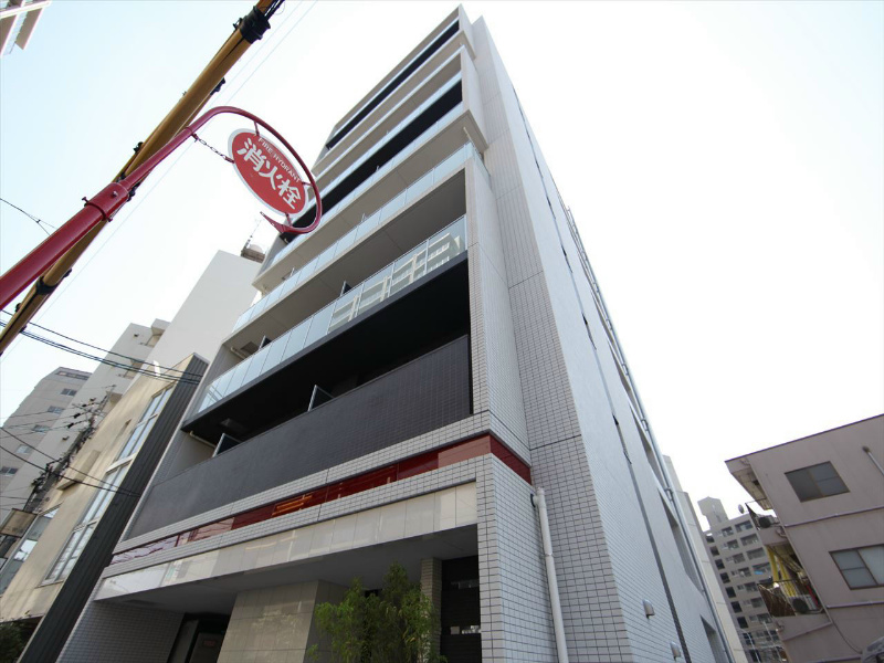 建物外観　外観　防犯カメラ付　オートロック付　　光インターネット無料