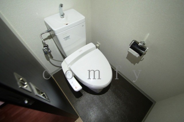 トイレ　ウォシュレット付きトイレ