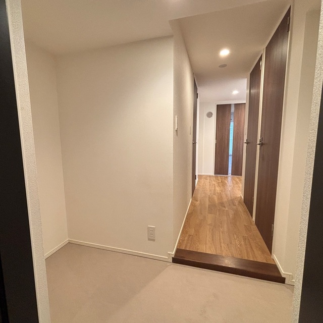 玄関　※写真は同タイプ住戸です。