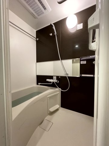 バス・シャワールーム　日々の暮らしに欠かせないお風呂です