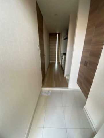 玄関　プレディアンスフォート田端の玄関