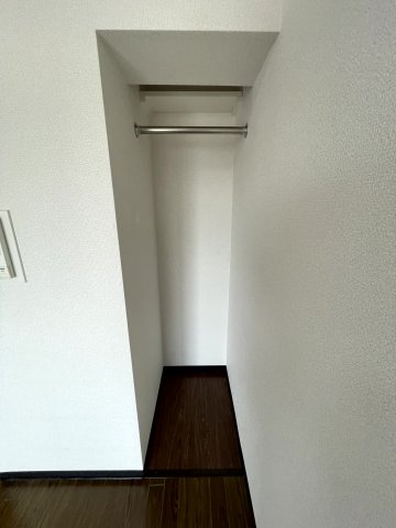 収納　※反転タイプのお写真です